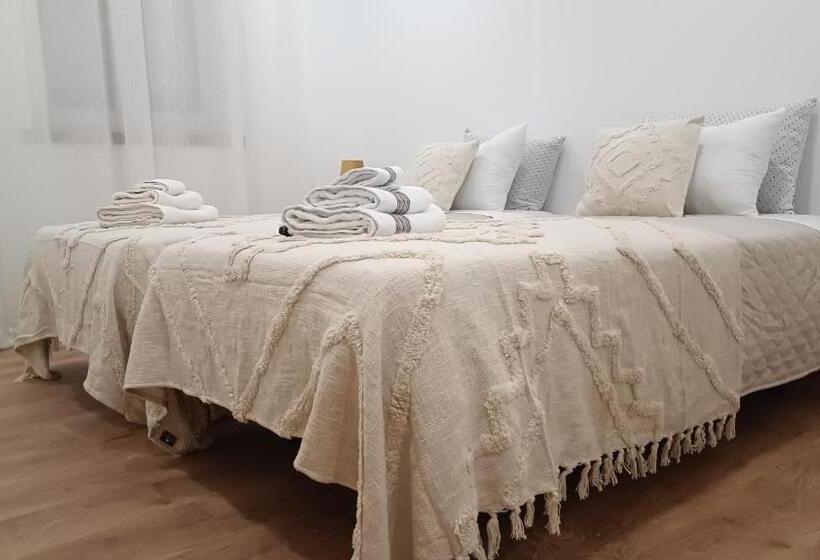 패밀리 스튜디오, Mondalva Apartamentos