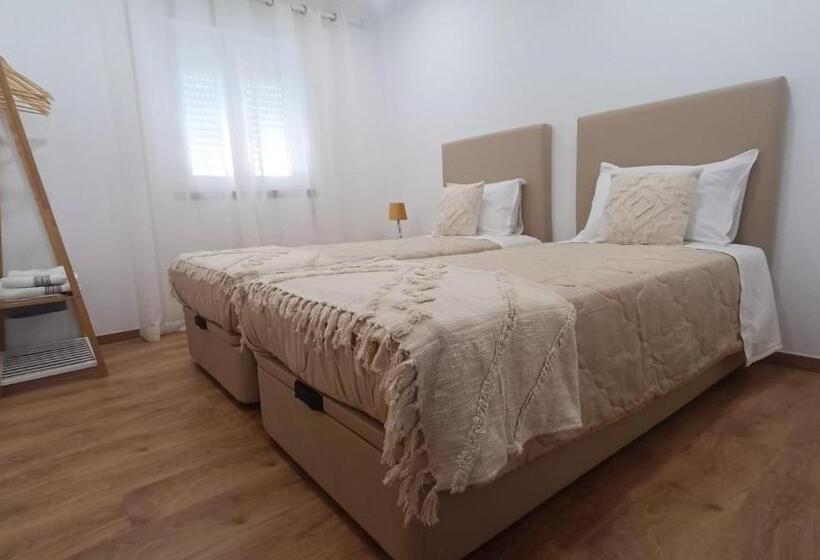 패밀리 스튜디오, Mondalva Apartamentos