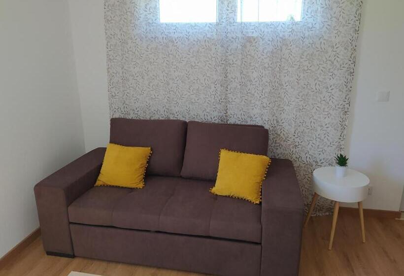 Апартаменты 1 Спальня Нижний Этаж, Mondalva Apartamentos