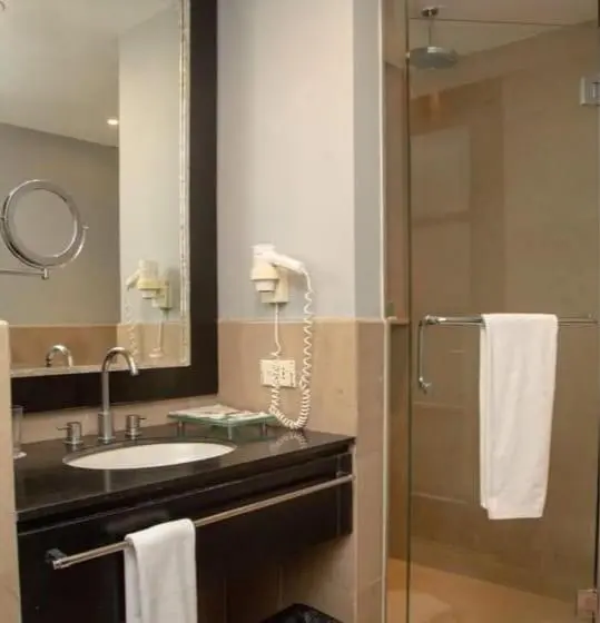 Habitación Estándar, Surya Hotel & Cottages Prigen
