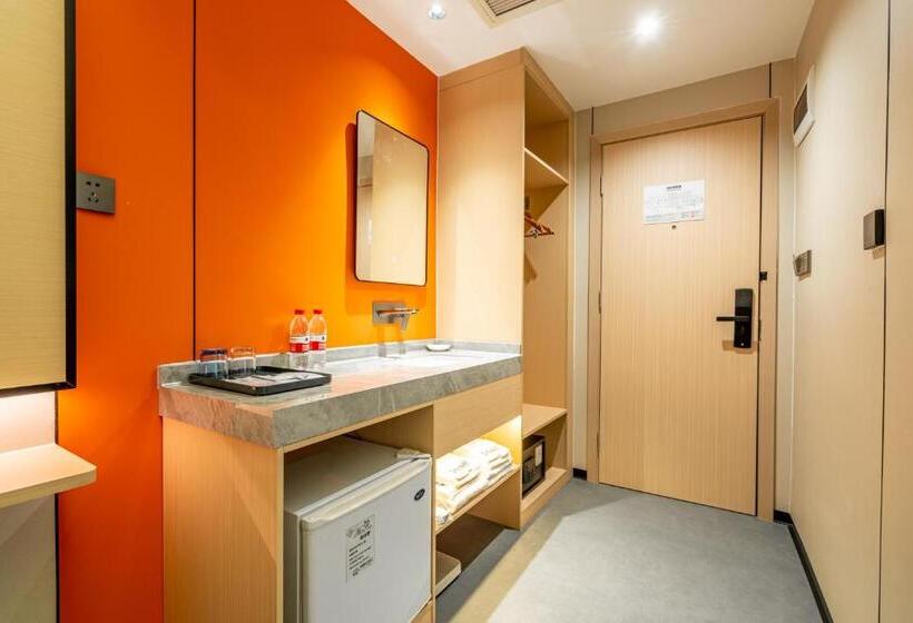 جناح ديلوكس, Waifiden Hotel  Former Tokai Hotel   Xiaobei Metro Station   Free Shuttle Bus During Canton Fair