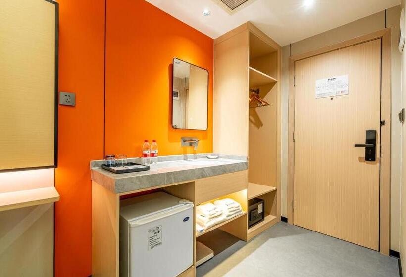 جناح ديلوكس, Waifiden Hotel  Former Tokai Hotel   Xiaobei Metro Station   Free Shuttle Bus During Canton Fair