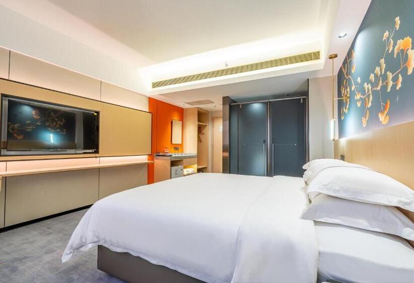 سوییت لوکس, Waifiden Hotel  Former Tokai Hotel   Xiaobei Metro Station   Free Shuttle Bus During Canton Fair