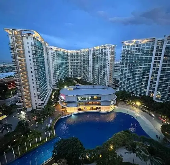 آپارتمان لوکس 1 خوابه, Azure Urban Resort Maui Tower