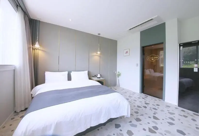 Superior-huone, Gimhae Jangyu Stayin