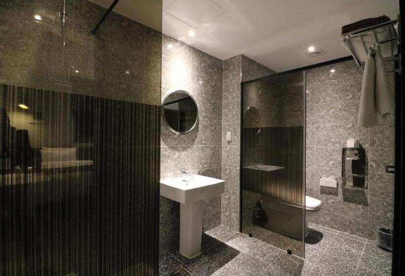 デラックスルーム, Gimhae Jangyu Stayin