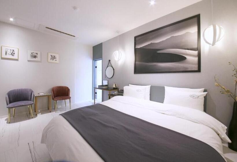 マウンテンビュースイート, Gimhae Jangyu Stayin