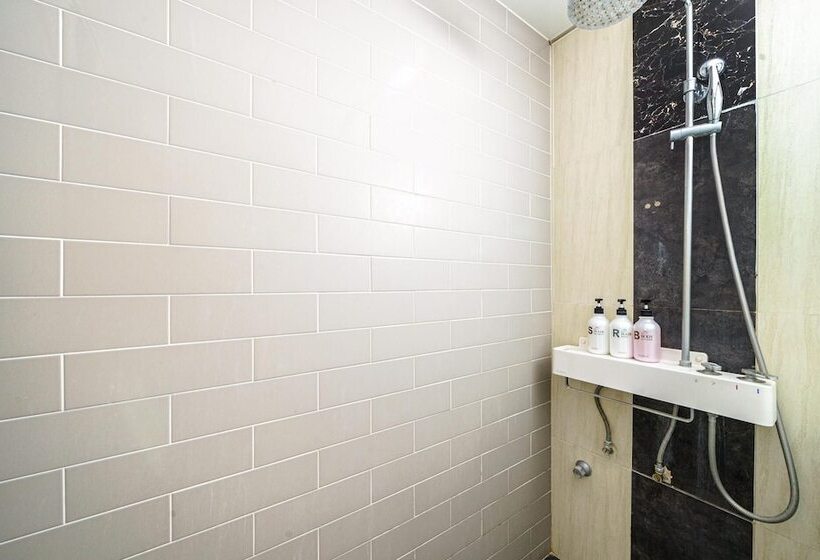 スタンダードルーム, Gimhae Jangyu Stayin