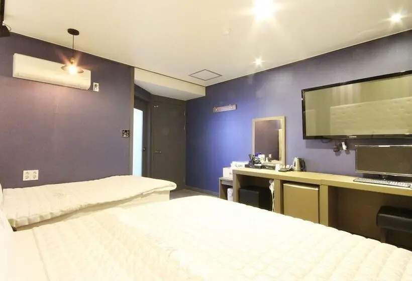 Deluxe-huone, Gimhae Jangyu Stayin