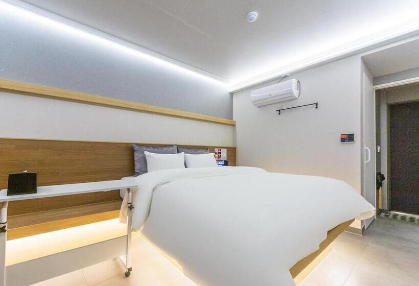 Номер Deluxe, The Araboda