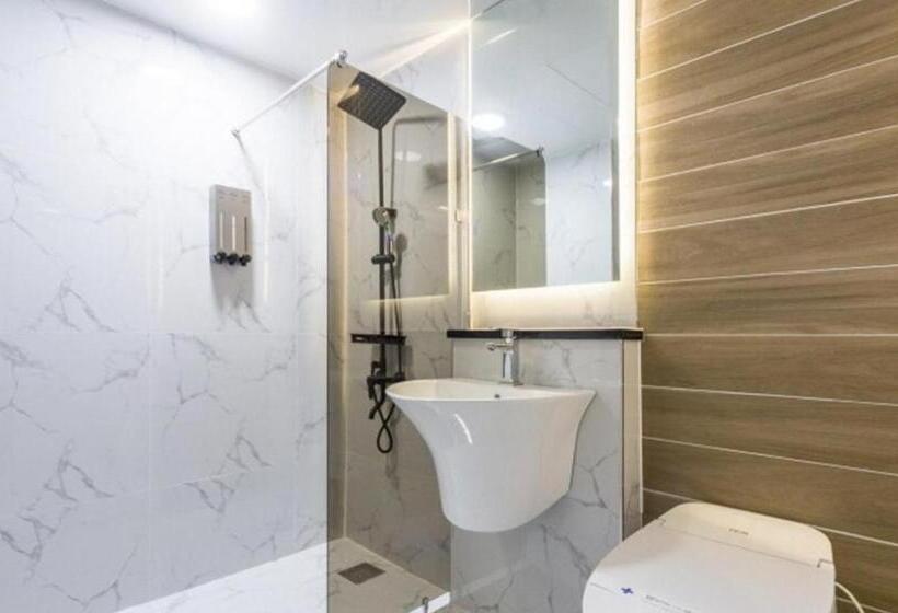 スーペリアールーム, The Araboda