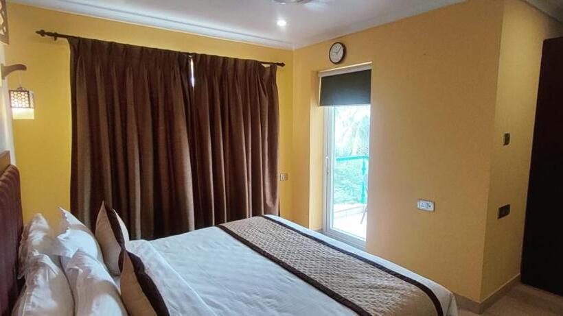 豪华套房, Candolim Suites