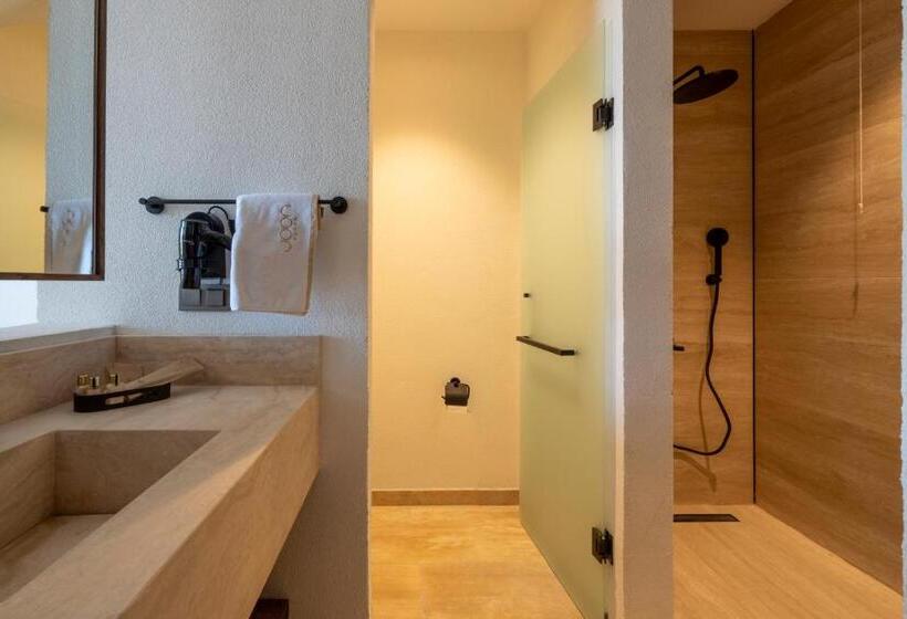 اتاق سوپریور, Joon Cunda