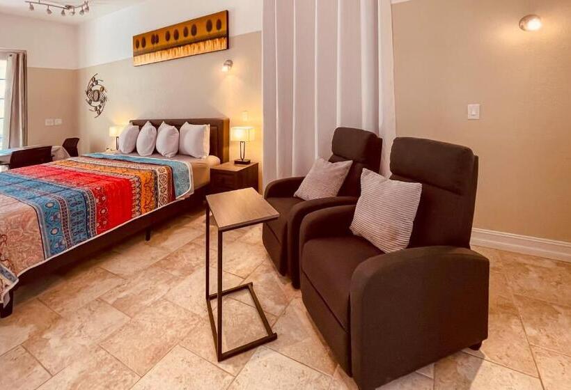 غرفة سوبيريور سرير كينج, White Orchid Apartments