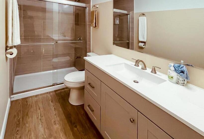 Студия Стандарт, White Orchid Apartments