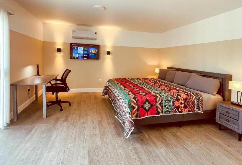 غرفة ديلوكس سرير كينج, White Orchid Apartments