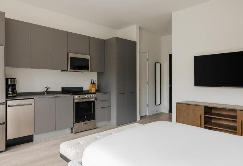 إستوديو قياسى, Reside Noma, A Wyndham Residence