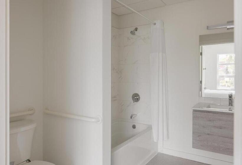 إستوديو قياسى, Reside Noma, A Wyndham Residence