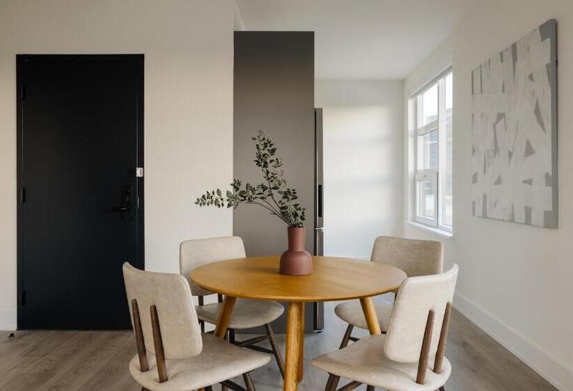 Apartamento 1 Dormitório com Sacada, Reside Noma, A Wyndham Residence