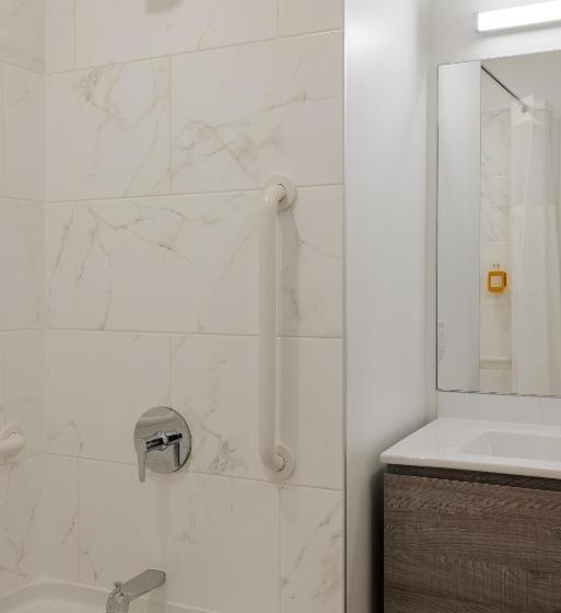 غرفة قياسية لذوى الاحتياجات الخاصة, Reside Noma, A Wyndham Residence