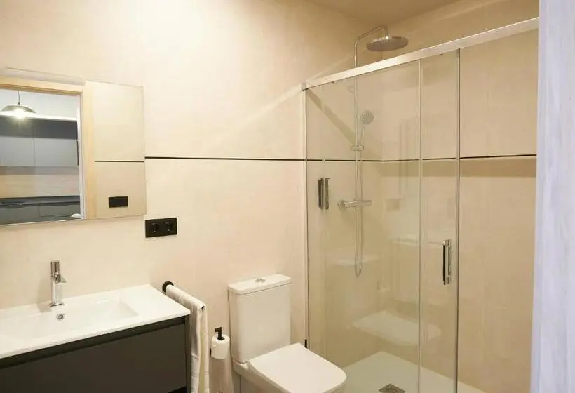 اتاق سوپریور خانوادگی, Dorm4you Arena 2