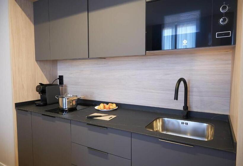 غرفة ديلوكس, Dorm4you Arena 2