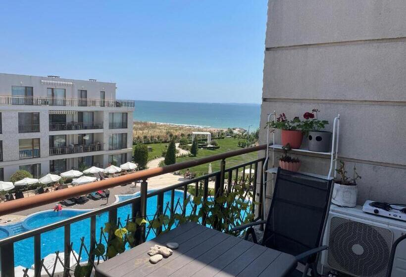 إستوديو قياسى, Apartment Diamond Sarafovo