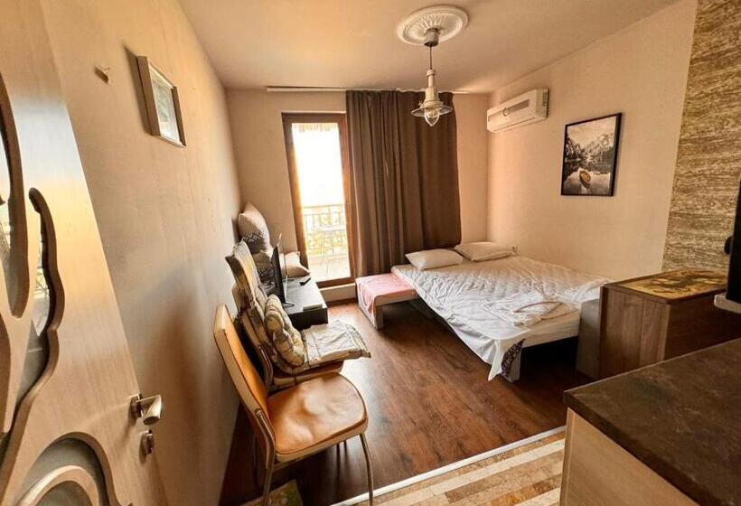 スタンダードスタジオ, Apartment Diamond Sarafovo