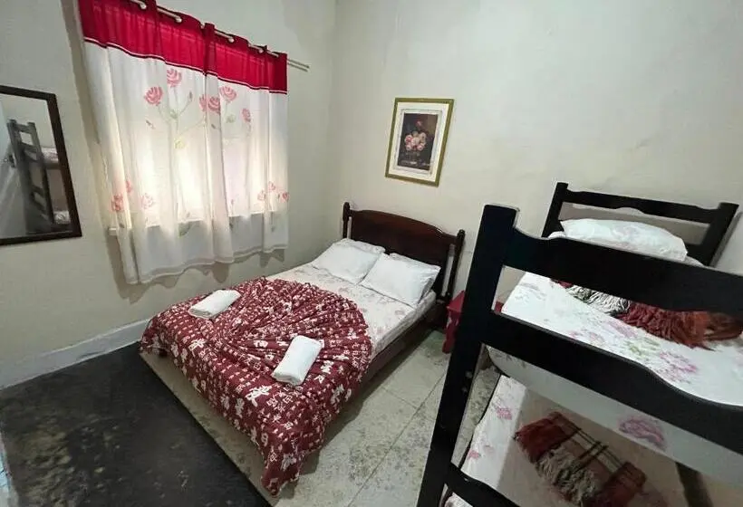 スタンダード4人部屋, Pousada Da Praia