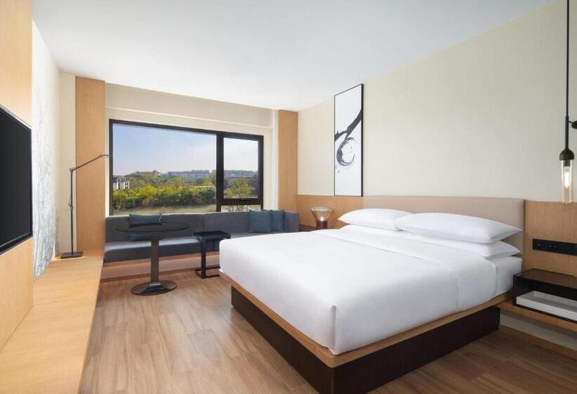 스탠다드 룸 호수 전망, Fairfield By Marriott Yangzhou Slender West Lake