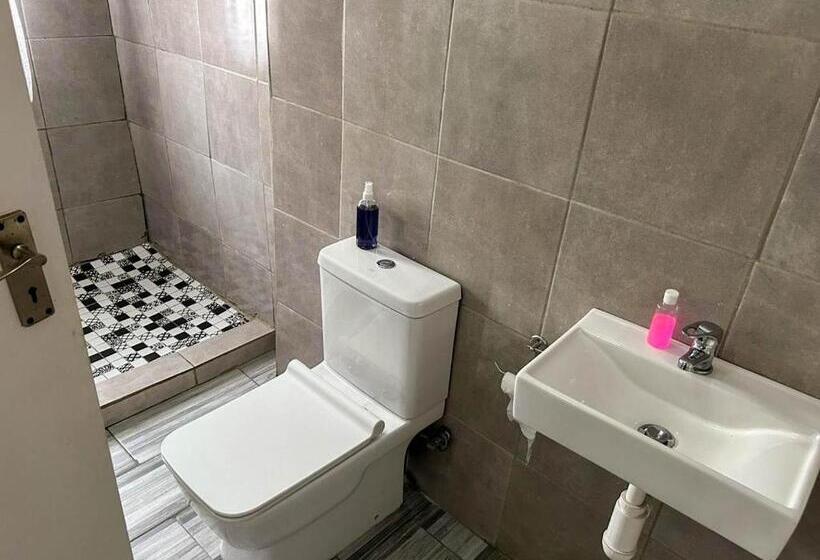 غرفة قياسية, 57onwynne