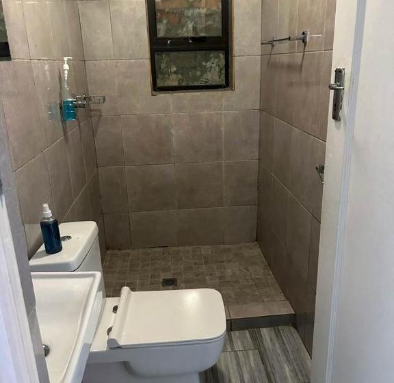 Семейный Номер, 57onwynne