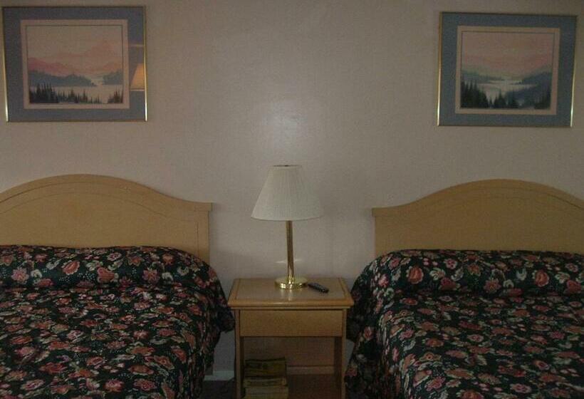 Номер Стандарт 2 Двуспальные Кровати, Fels Three Crown Motel