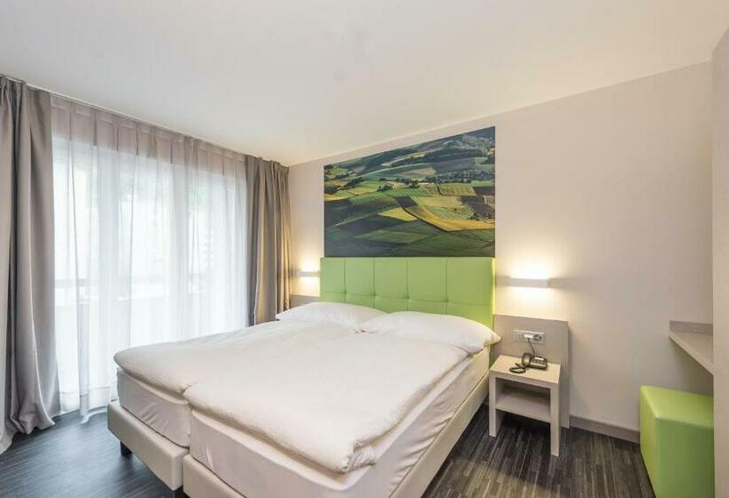 Номер Стандарт, Adhhoc