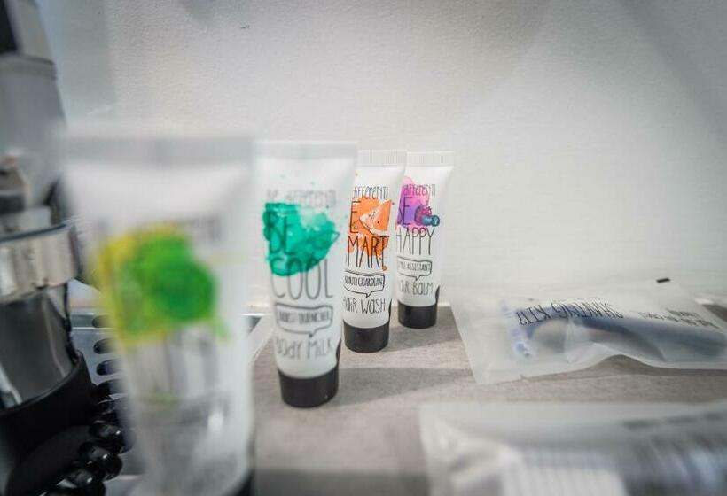 Номер Стандарт Индивидуальный, Adhhoc