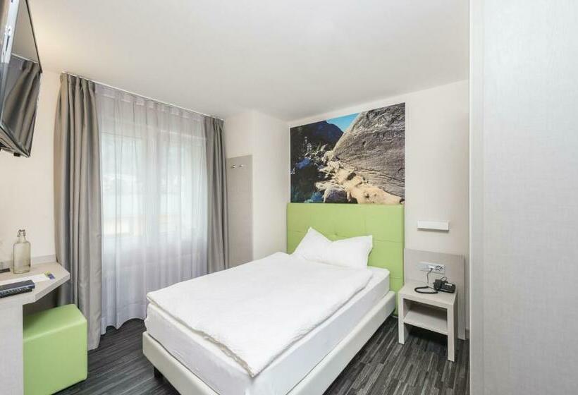 Номер Стандарт Индивидуальный, Adhhoc