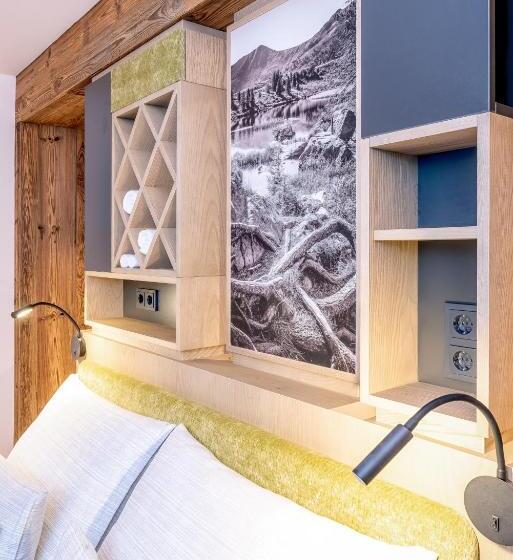 스탠다드 발코니 룸, Almgut   Mountain Wellness