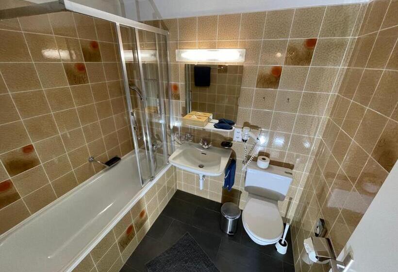 חדר סטנדרט יחיד, Catrina