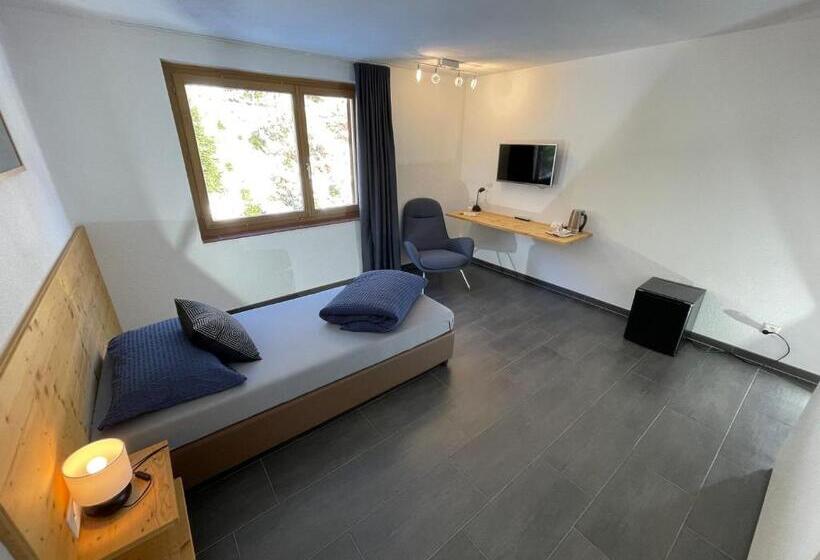 חדר סטנדרט יחיד, Catrina