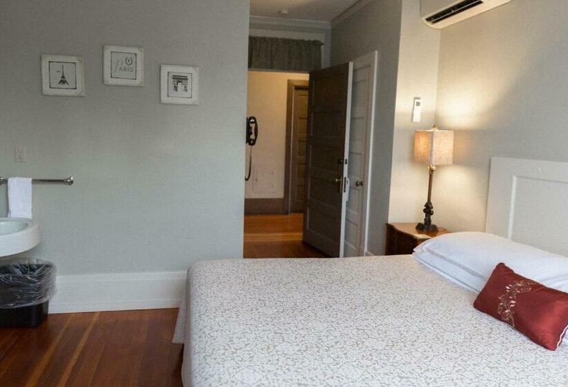 جناح سرير كينج, Centralia Square Grand Ballroom And Vintage