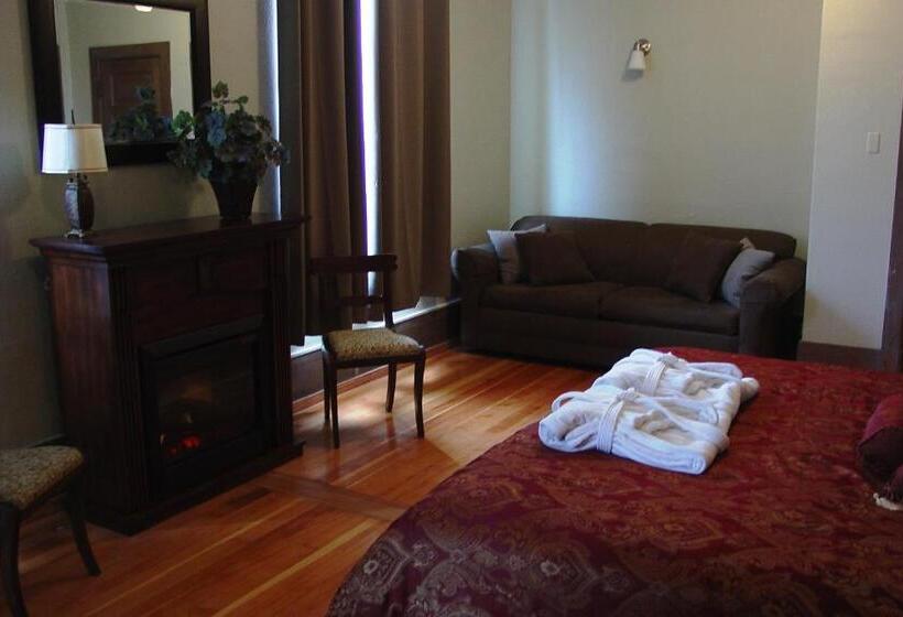 جناح سرير كينج, Centralia Square Grand Ballroom And Vintage