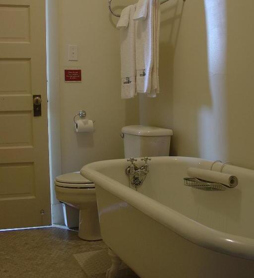 غرفة قياسية سرير ملكى, Centralia Square Grand Ballroom And Vintage