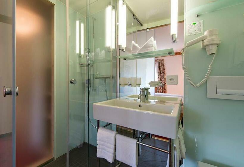 غرفة كلاسيكية, Chesa Randolina