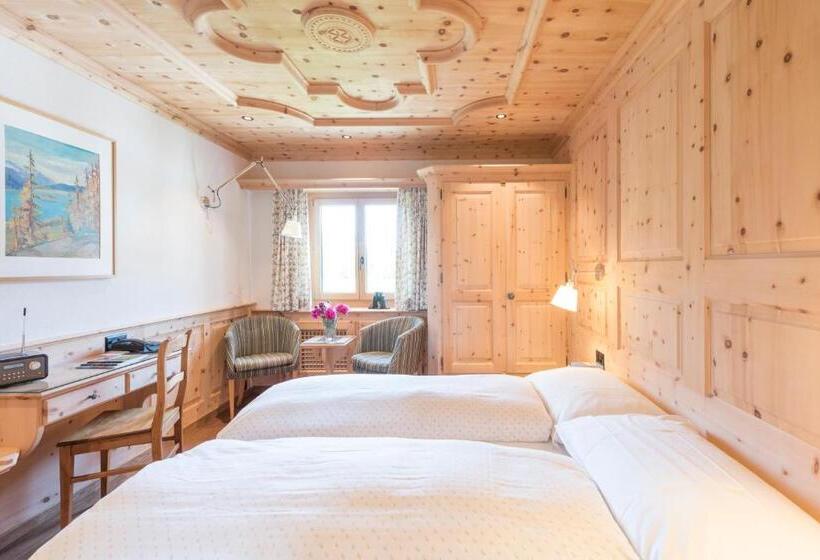 غرفة سوبيريور, Chesa Randolina