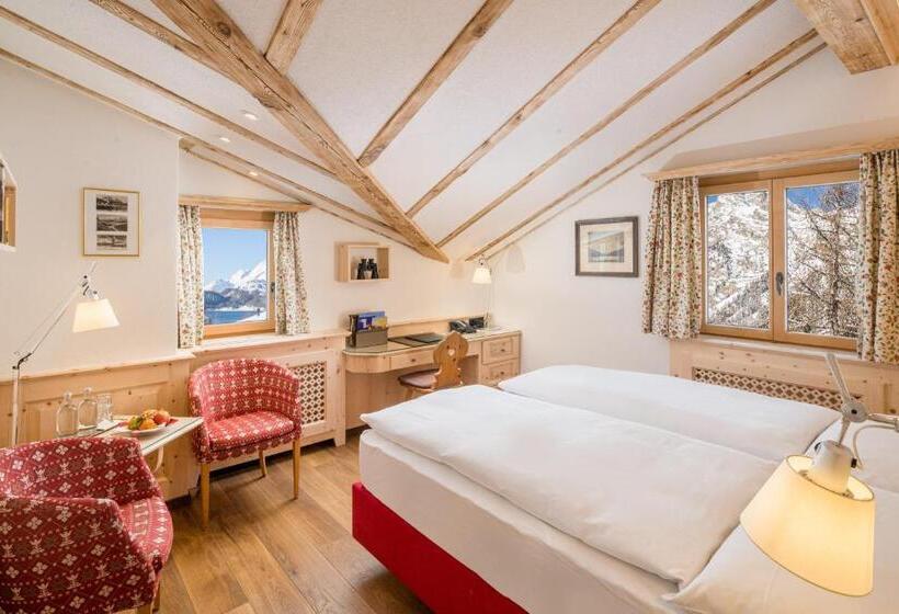 غرفة سوبيريور, Chesa Randolina