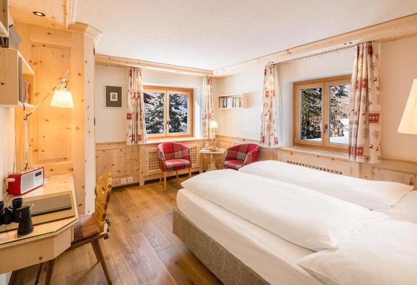 غرفة سوبيريور, Chesa Randolina