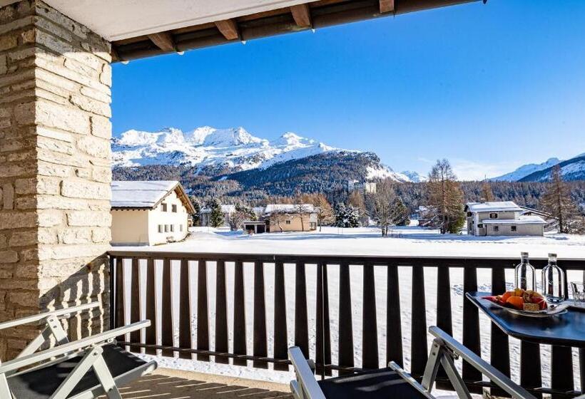 غرفة سوبيريور مزودة بشرفة, Chesa Randolina