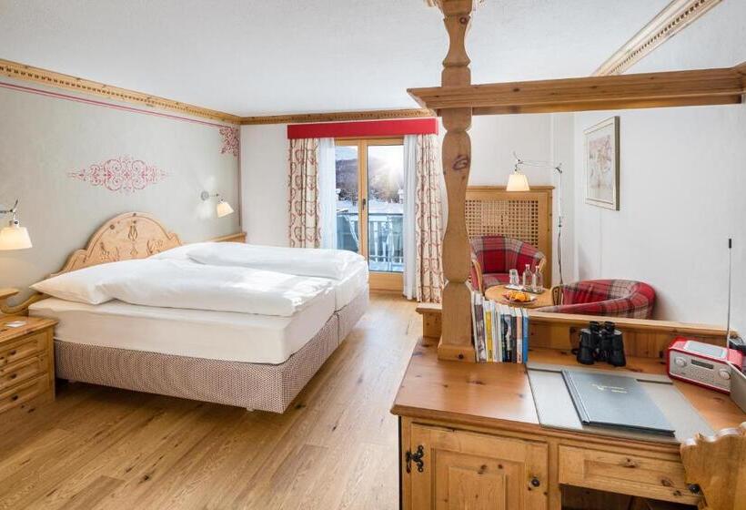 غرفة سوبيريور مزودة بشرفة, Chesa Randolina