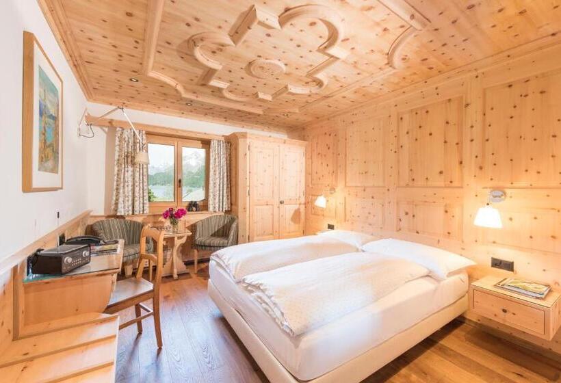 غرفة سوبيريور, Chesa Randolina