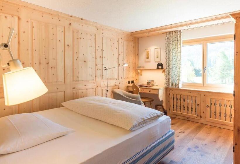 غرفة سوبيريور, Chesa Randolina